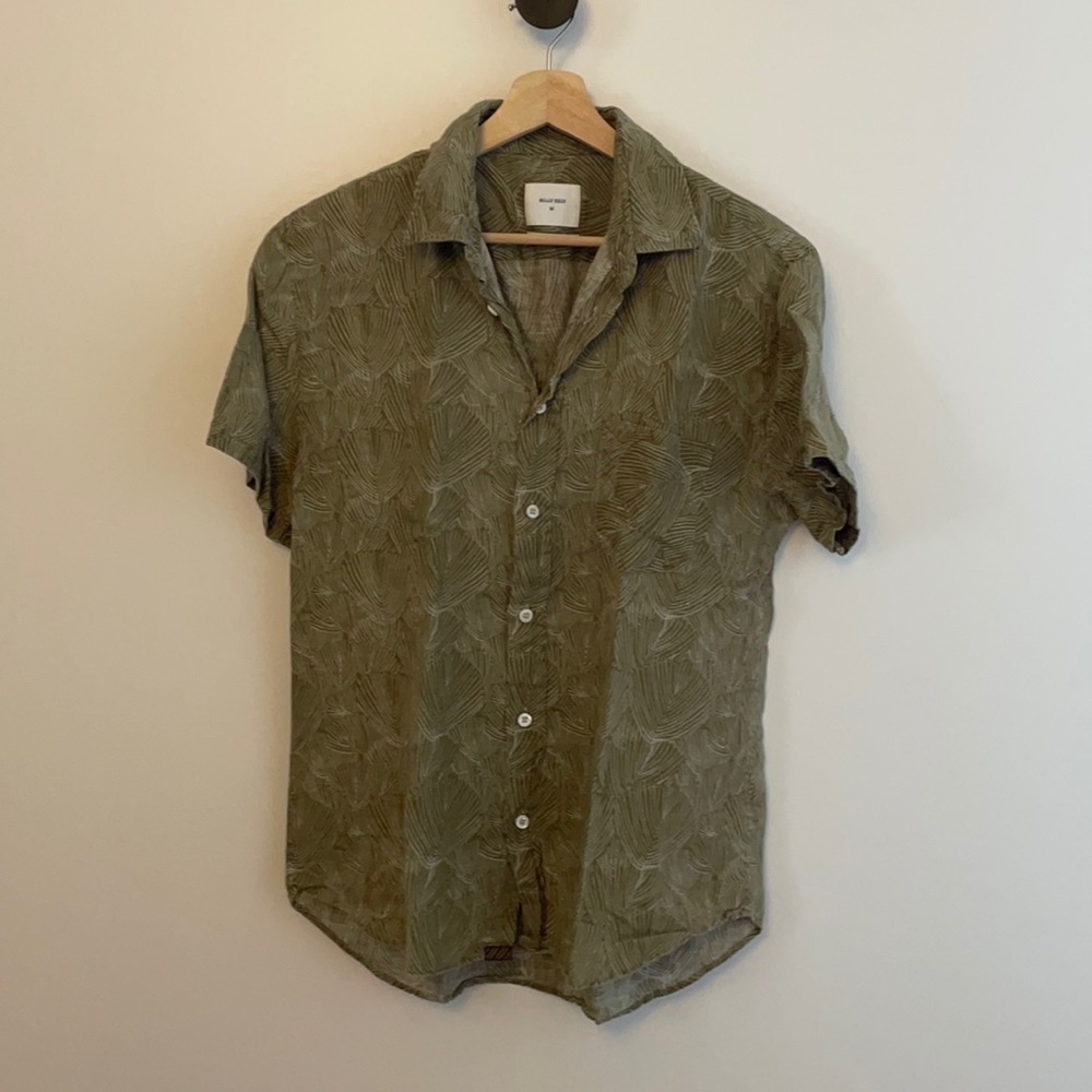 Like new linen printed short sleeve button down
